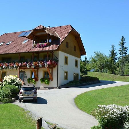 Appartamento Haus Ingrid Sankt Georgen ob Murau Esterno foto
