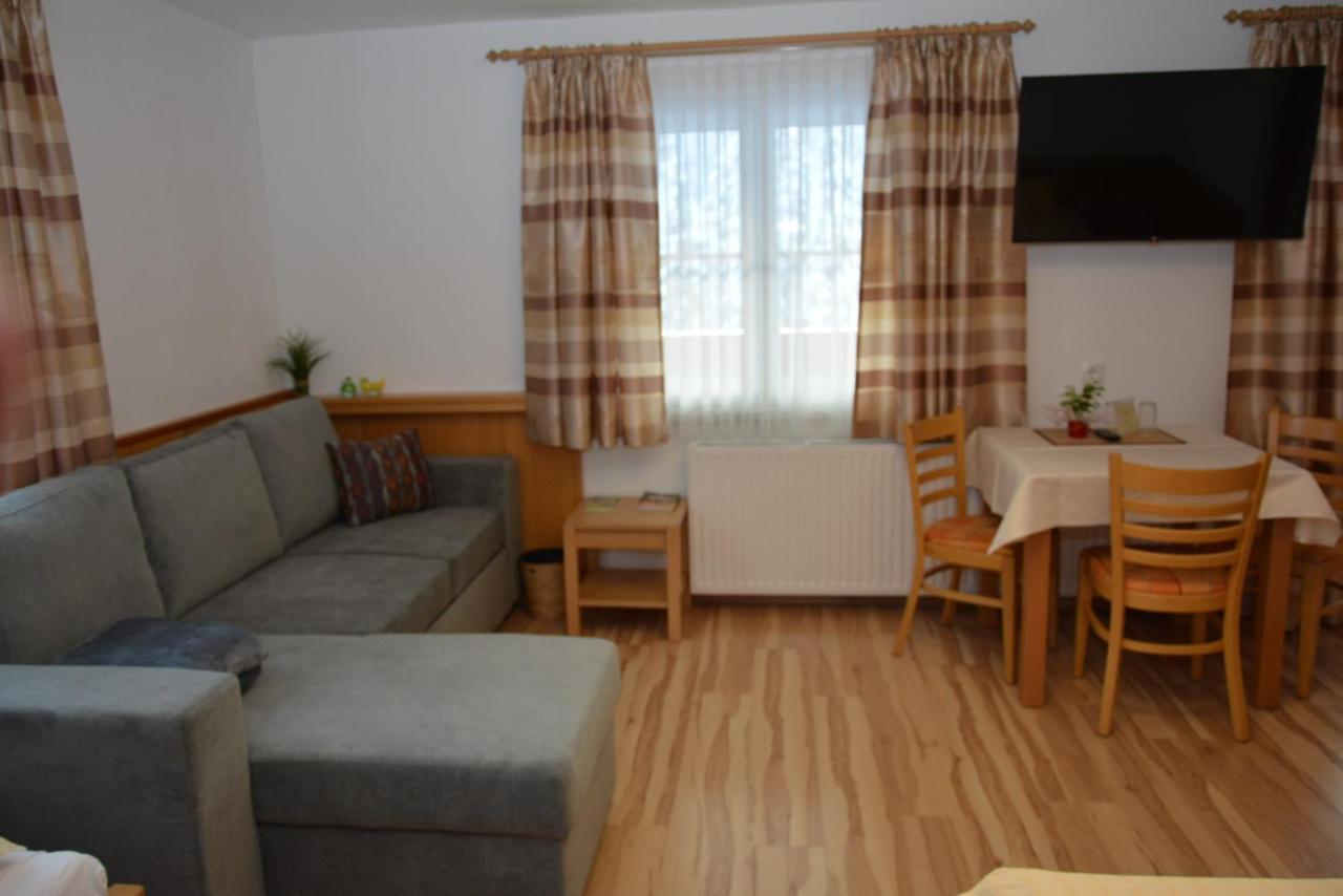 Appartamento Haus Ingrid Sankt Georgen ob Murau Esterno foto
