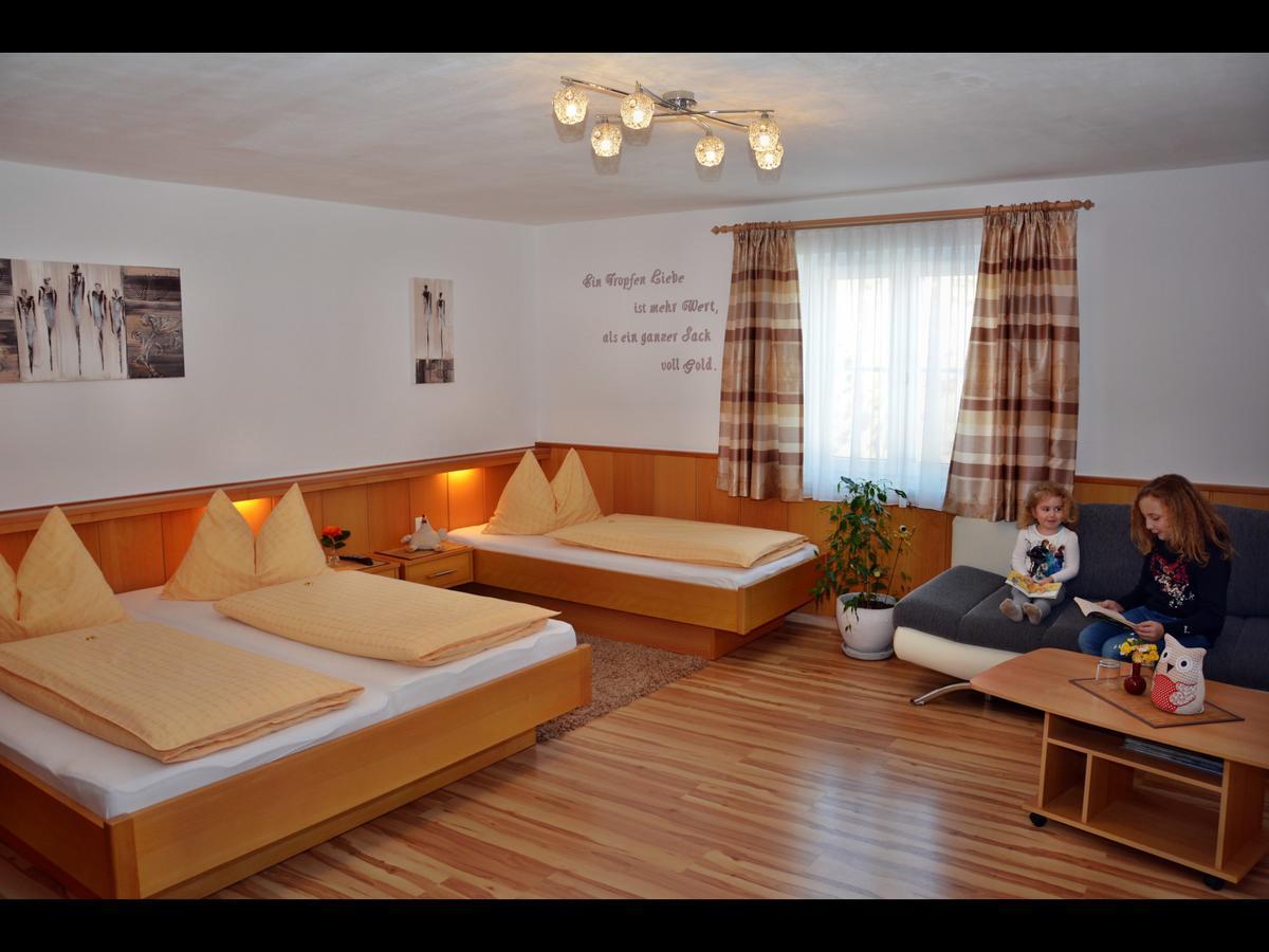 Appartamento Haus Ingrid Sankt Georgen ob Murau Esterno foto